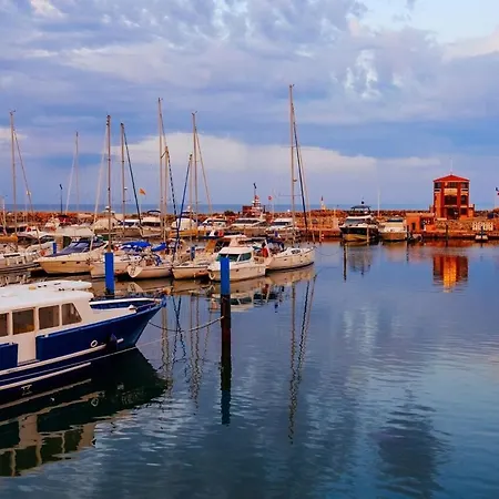 Appartement Plain-pied Pres Du Lydia - Patio, Wifi & Parking *